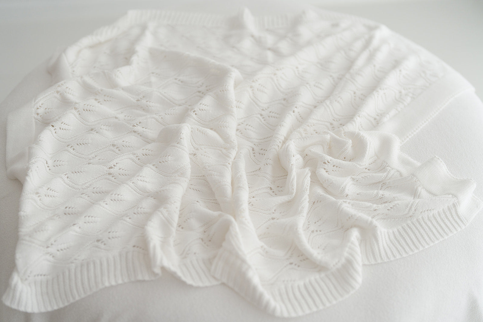 Anja Blanket newborn posing prop