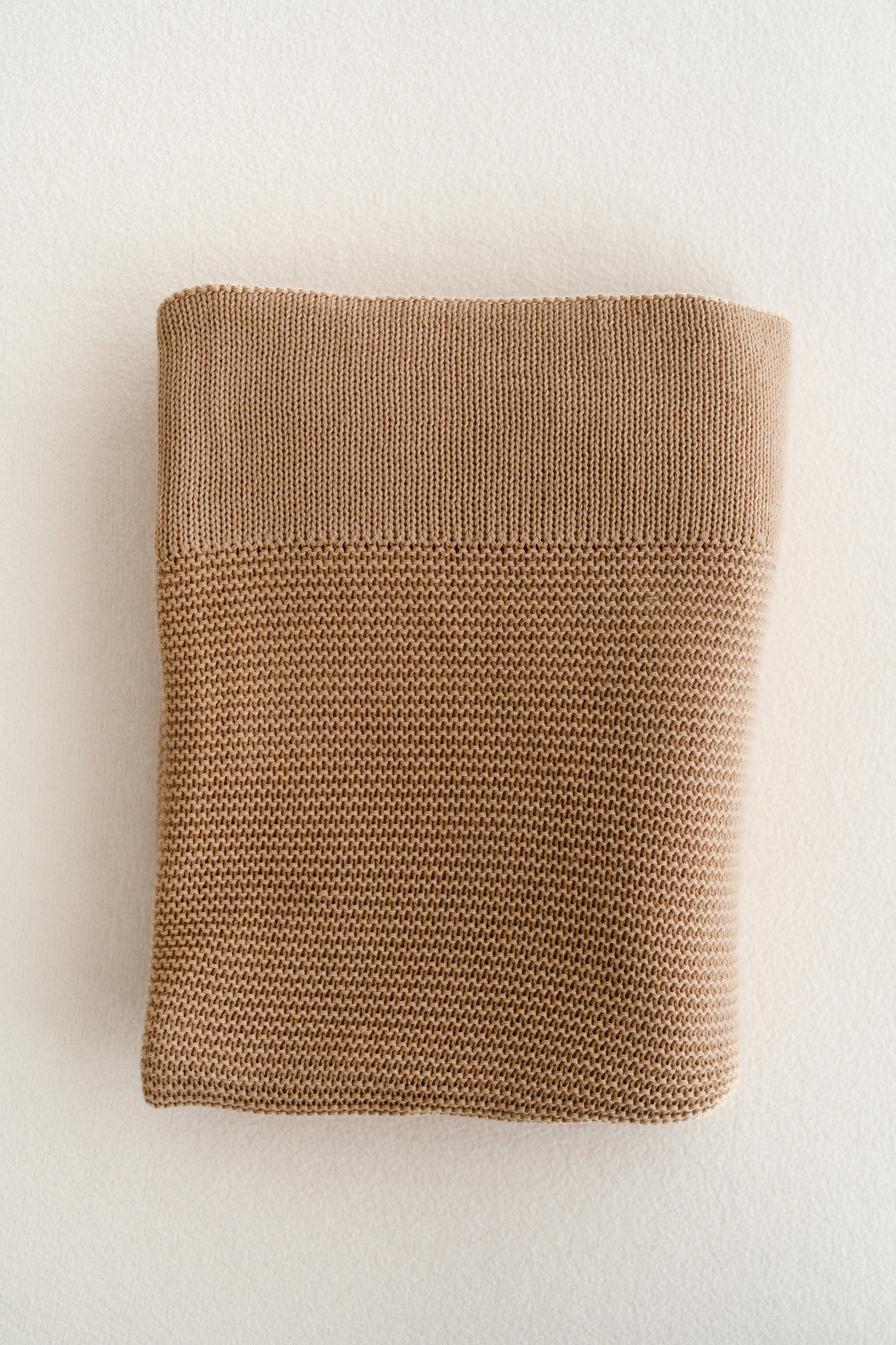 The Arlo Posing Blanket - Newborn Photography Prop close up